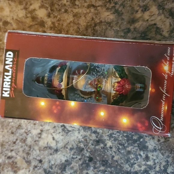 Kirkland Signature Waterglobe Ornament - Picture 4 of 5